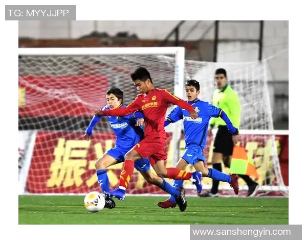 皇冠森足球引领新潮流打造青少年足球梦想的摇篮与未来